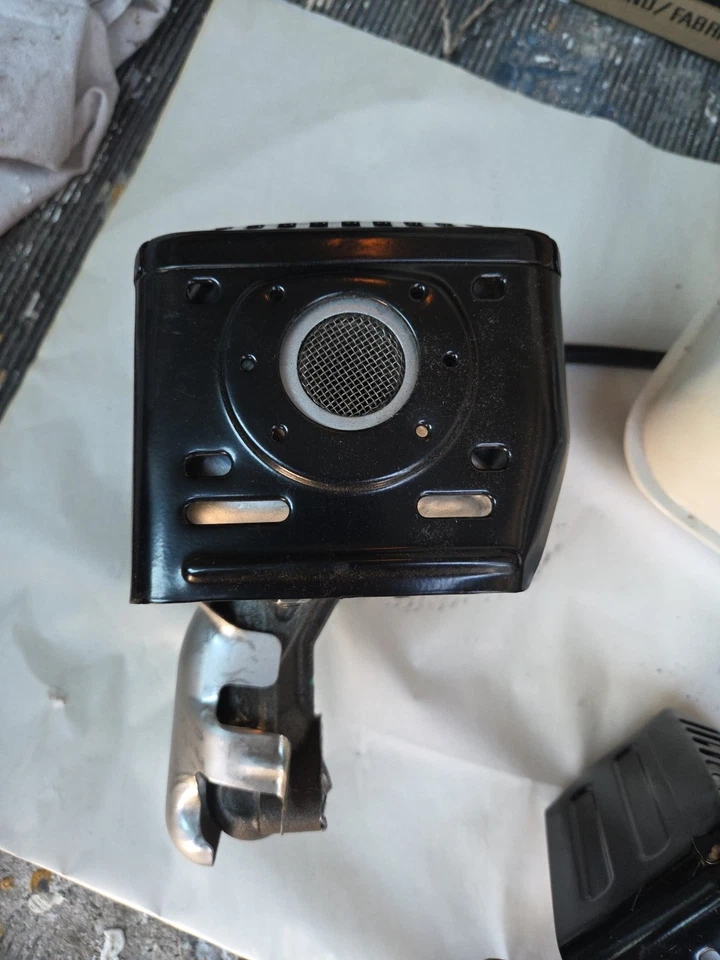 ***Honda*** GX390 OEM Muffler NEW Take Off and Deflector.  Genuine Honda - Image 2 of 2