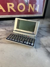 Besta Technology S701 Chinese/English Talking Translator and Dictionary Untested