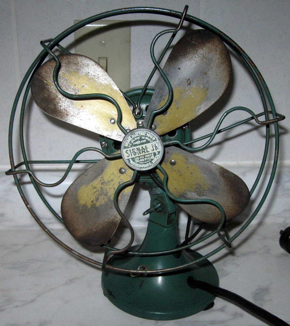 Signal Jr. Green Electric Fan by Menominee Type 450 Working Demo Video-image