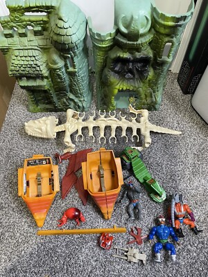 Vintage He Man-MOTU-Mattel Castle Grayskull--Vehicle-Figure Lot Damaged M3