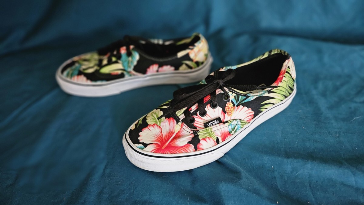 Vans Authentic Hawaiian Floral Skate Shoe Vans Authentic Hawaiian