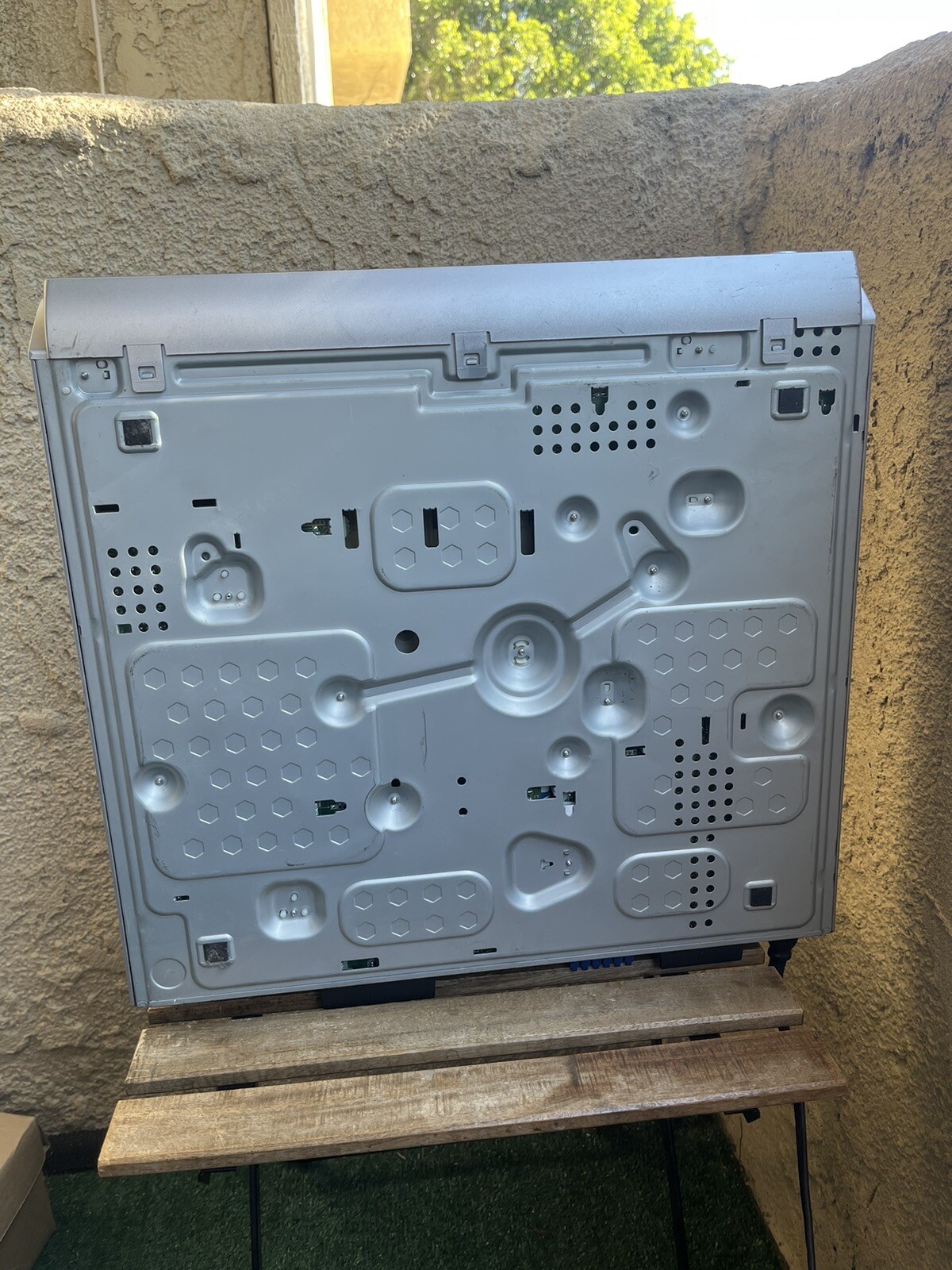 Panasonic Surround Sound Speaker System (SAPT650)(SBHC750)(SBHW750