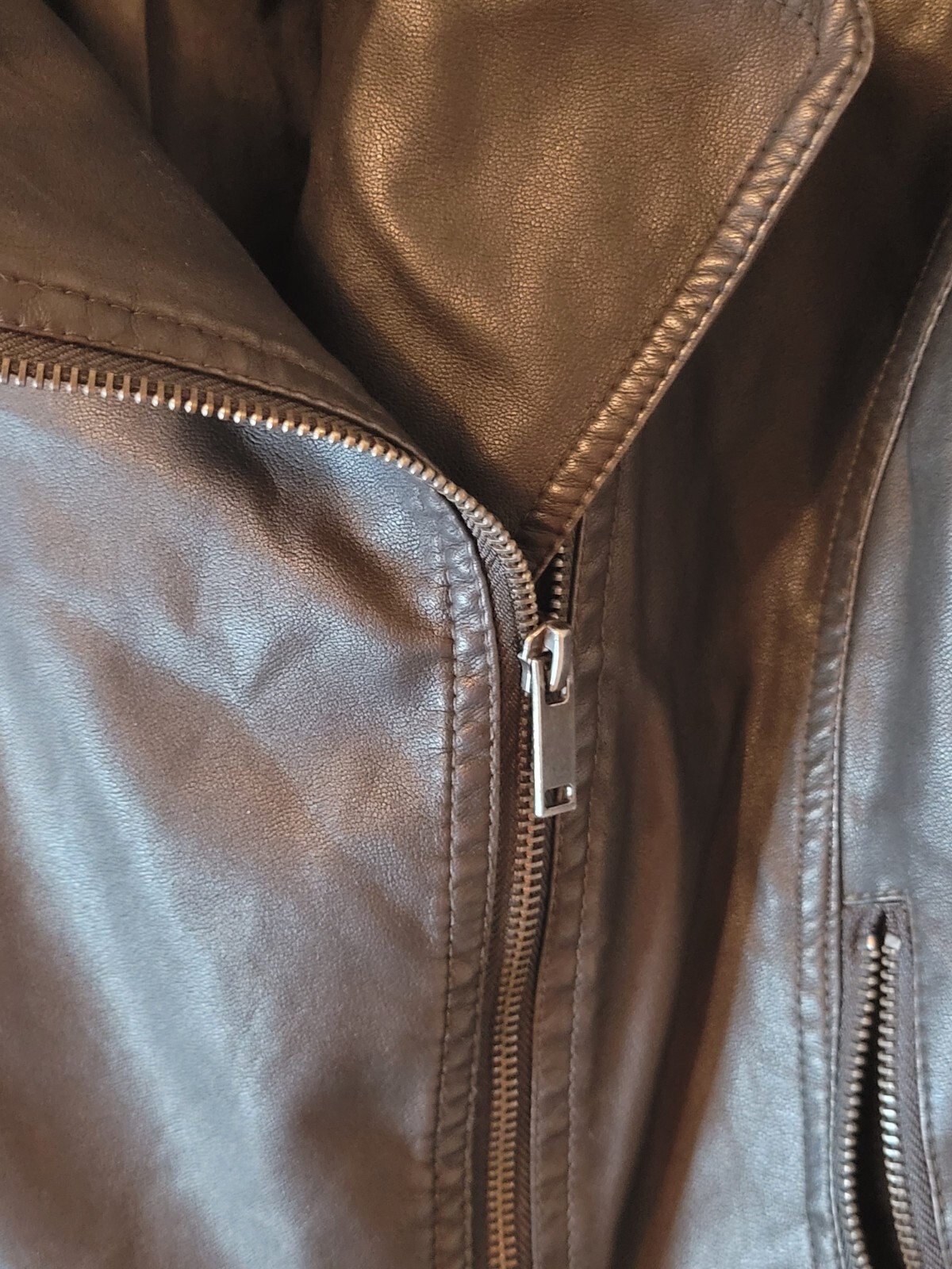 Universal Thread Black Leather Jacket Women's Siz… - image 4