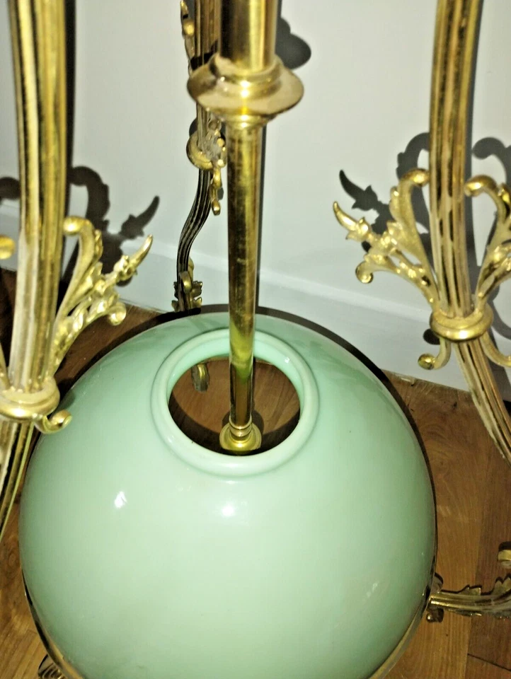 Lustre ancien en bronze doré et opaline verte style Napoléon III suspension - Photo 4/4