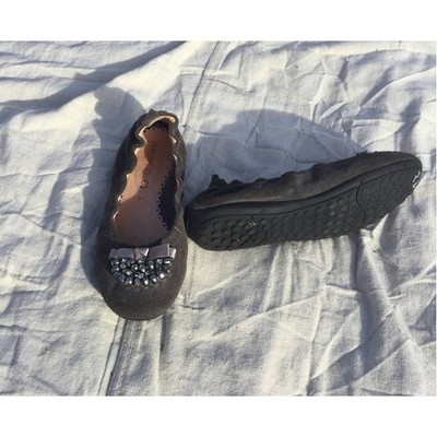 Geox girls suede leather flats size 3 34 shoes rhinestone silver grey gray bow