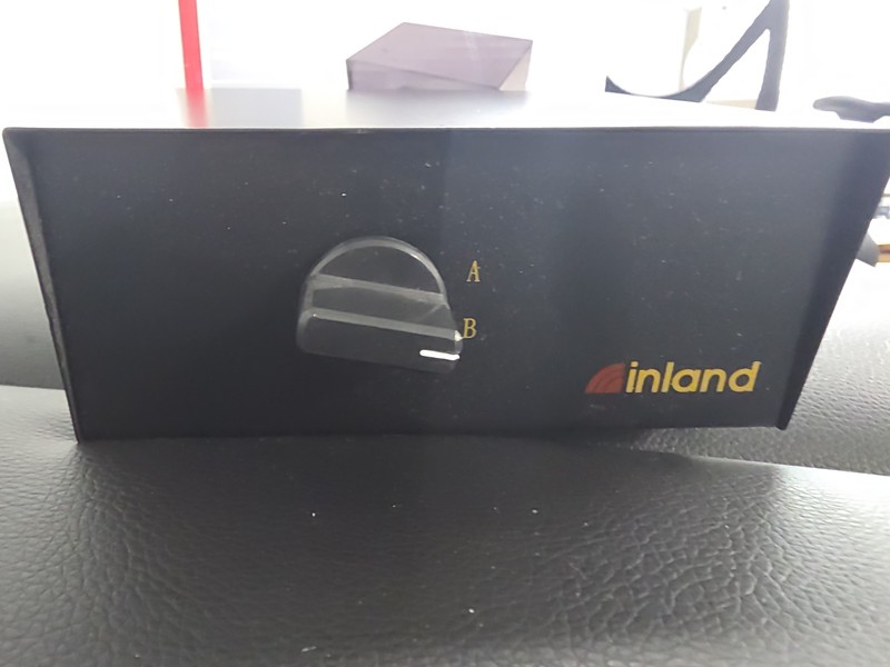 Inland 08112 Manual KVM 2-Way Switch Pro Series