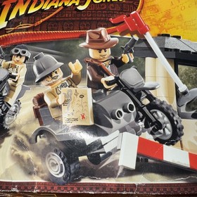 Brand New Lego Indiana Jones 7620: Motorcycle Chase From 2008 With Damaged Box