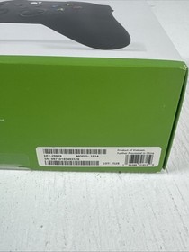 Microsoft Xbox Series X|S Wireless Controller-MODEL 1914-Carbon Black