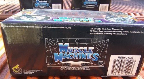 1:18 Jesse James West Coast Choppers Muscle Machines CFL Rigid Purple 2003 - Picture 2 of 5