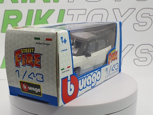 Fiat 500 L Burago 1/43 Bianco 2012 - Foto 2 di 3