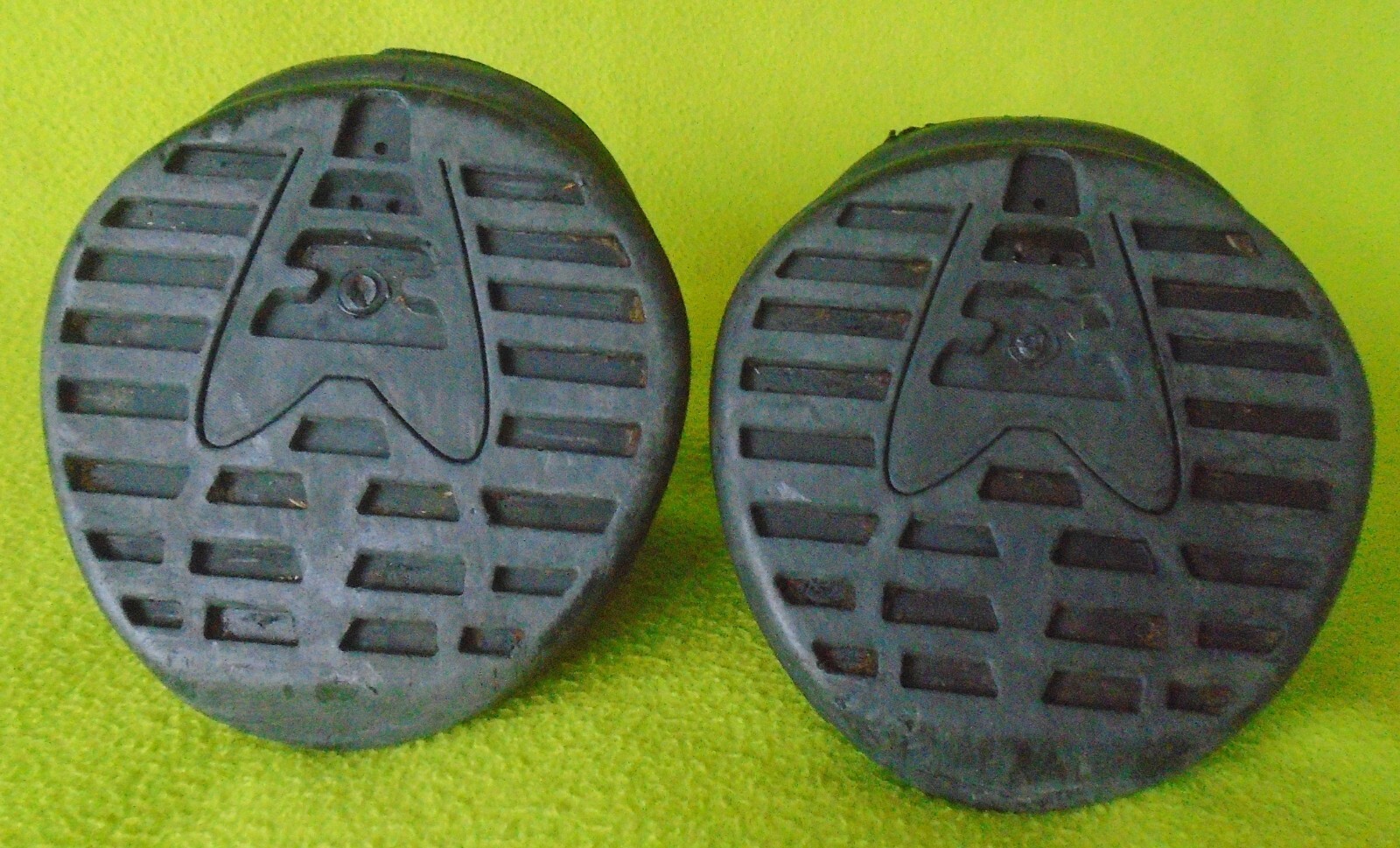 PAIR of (2) BOA EasyCare Horse Hoof BOOTS Size 3 NICE CONDITION with BAG eBay