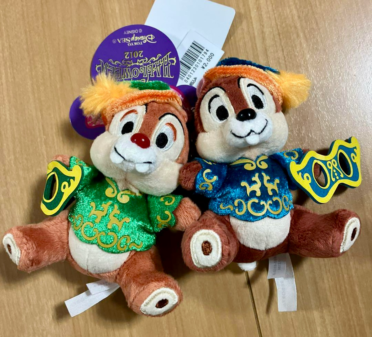 ディズニー　キーホルダー Tokyo Disney Resort Chip 'n' Dale Christmas 2018 Plush Toy
