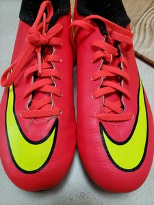 nike mercurial classic