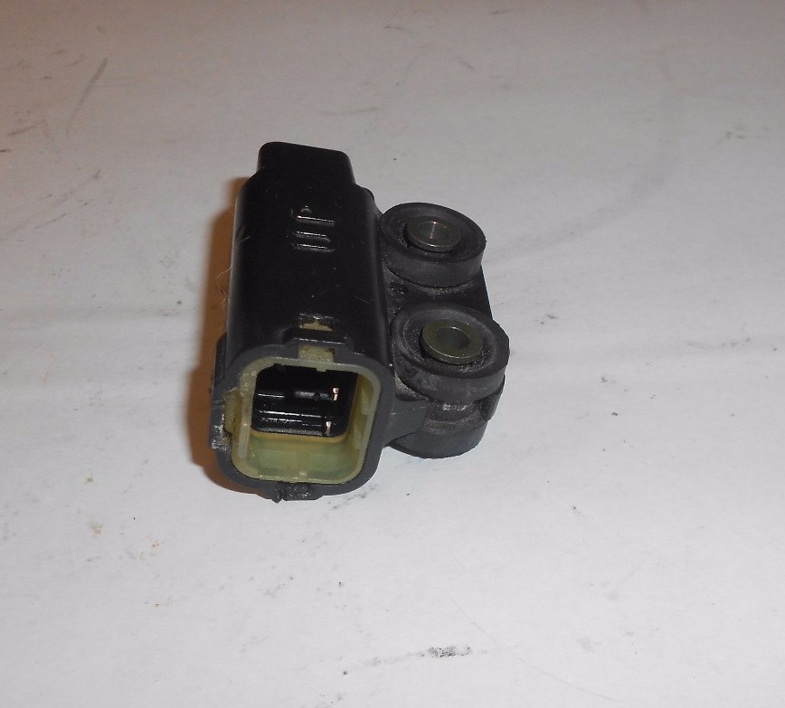 YAMAHA FZ6 LEAN ANGLE EMERGENCY STOP TIP SWITCH 5PS-82576-01 YAMAHA FZ6 LEAN ANGLE EMERGENCY STOP TIP SWITCH 5PS-82576-01