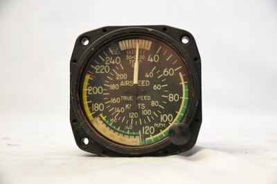 United Instruments SA-46-1RB Airspeed Indicator 8025T