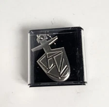 Doctor Who 8th Doctor Metal TARDIS Key On Chain New