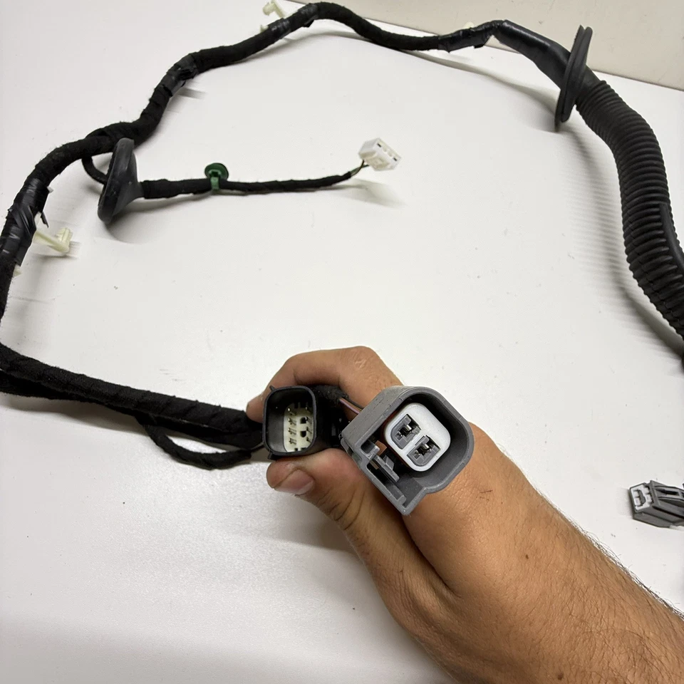 Arnés de puerta trasera derecha Ford Transit 350 2015-2017 CK4T18C394MVC OEM Foto 3 de 4