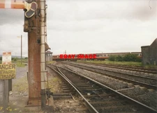 PHOTO  ROSSLARE TO LIMERICK TRAIN CROSSING MAIN LINE LIMERICK JUNCTION IMMEDIATE