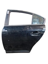 Porte arrière et accessoires Toyota AVENSIS