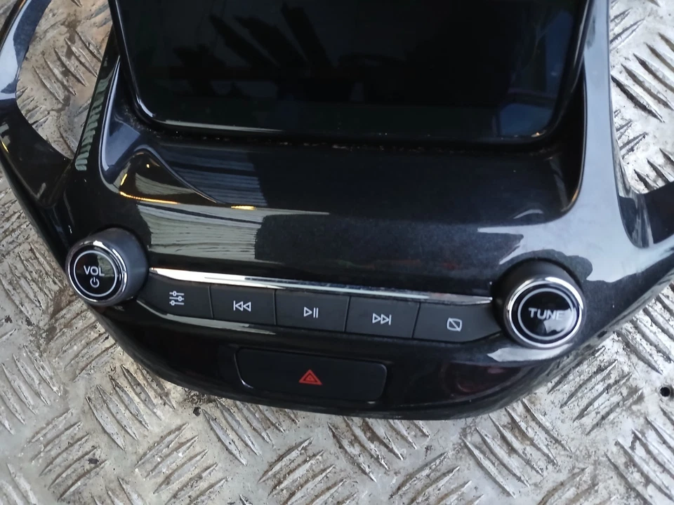 FORD KA+ ACTIVE DISPLAY SCREEN FASCIA TRIM J7BB-18835-CB3FAV 2018-2020 ~ - Image 2 of 4