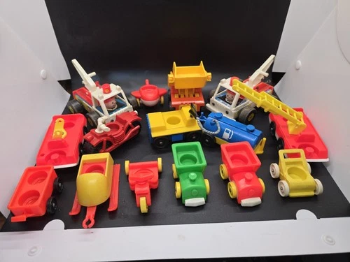 Vtg Plastic Fisher Price Little People Dump  Tow Truck  and Miscellaneous