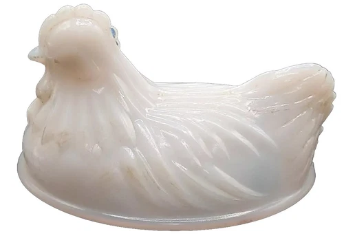 4 INCH VINTAGE WHITE MILK GLASS HEN on a NEST, HAZEL ATLAS TOP ONLY