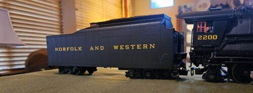 Lionel 6-28085 JLC Norfolk And Western Steam Locomotive & Tender - Picture 3 of 13