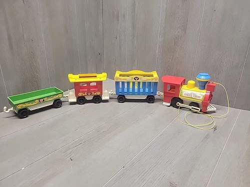 Vintage Fisher-Price Little People Circus Train #991 Pull Along Toy Animal Zoo