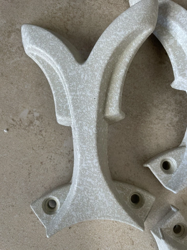 Emerson Ceiling Fan Blade Arms Set Of 5- White Stone.model#F35761316 DVAR - Image 3 of 4