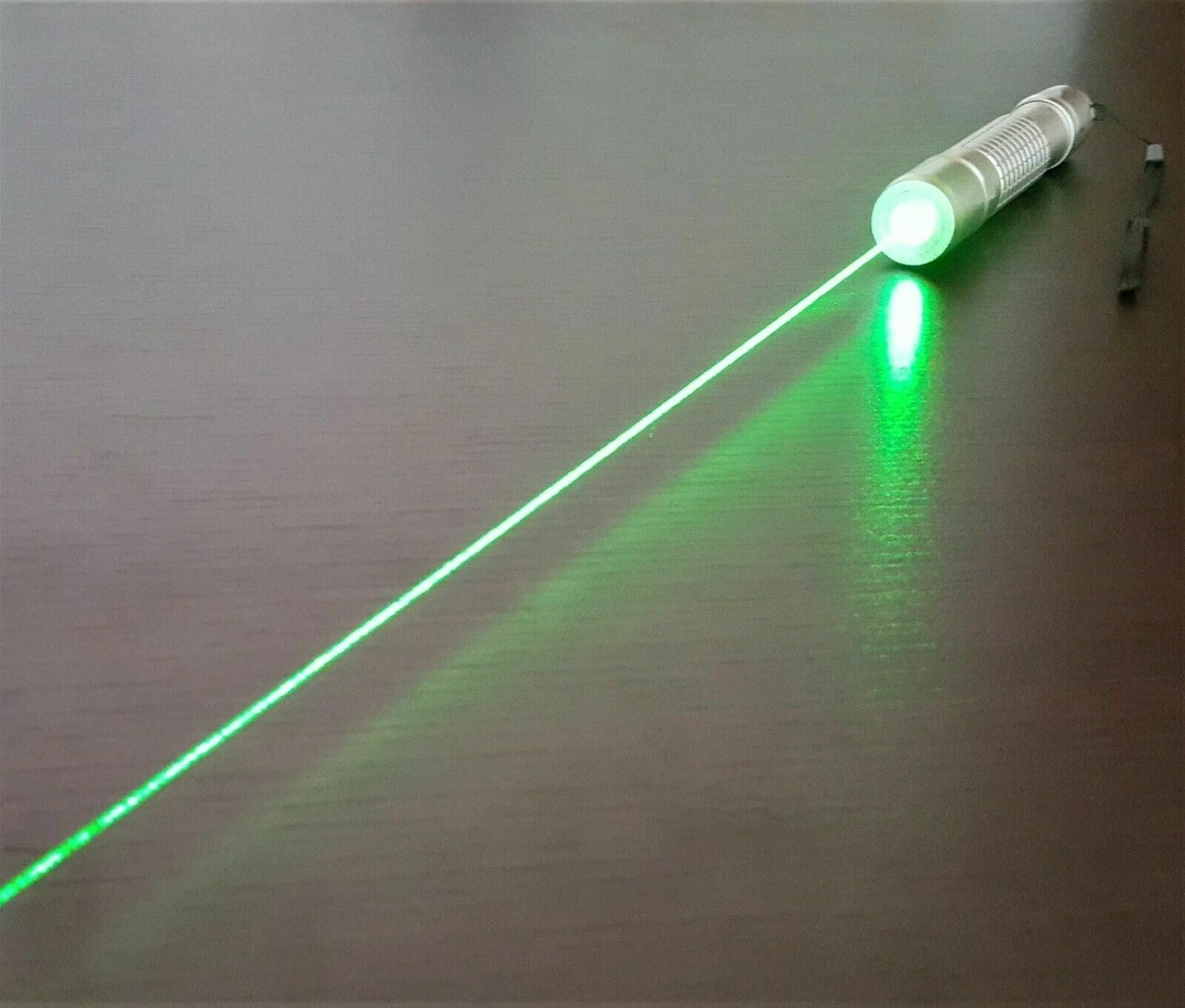 Professional Green Laser Pointer Pen 1mW Focusable Beam 532nm Wicked Best  Lazer