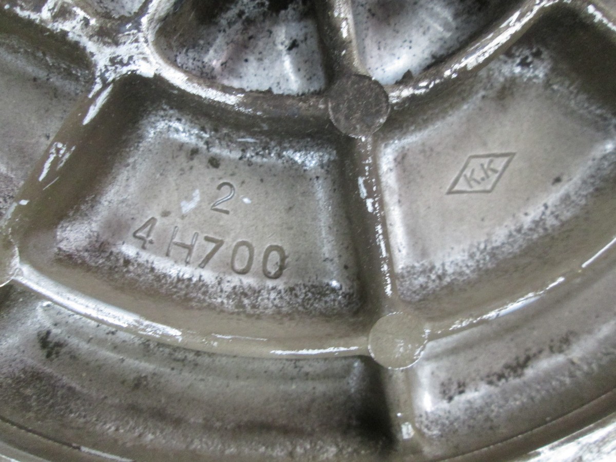 Yamaha OEM Rear Wheel Brake Shoe Plate XJ650 XJ550 XZ550 Yamaha OEM Rear Wheel Brake Shoe Plate XJ650 XJ550 XZ550