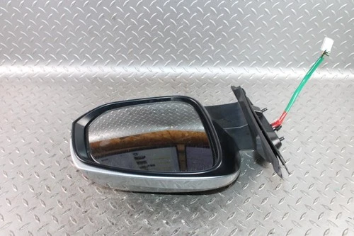 16-23 Tacoma SILVER Chrome Passenger RH Power Door Mirror Blind Spot Factory OEM