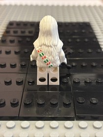 LEGO Star Wars Snow Chewbacca Minifig White 75146 Advent Calendar Christmas