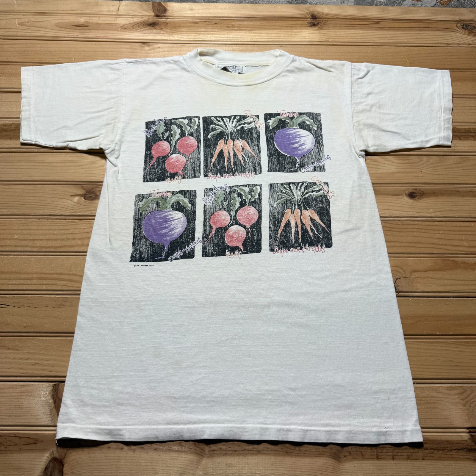 Vintage 90s Vegetables Radishes Carrots Turnips Graphic T-Shirt - Size Small