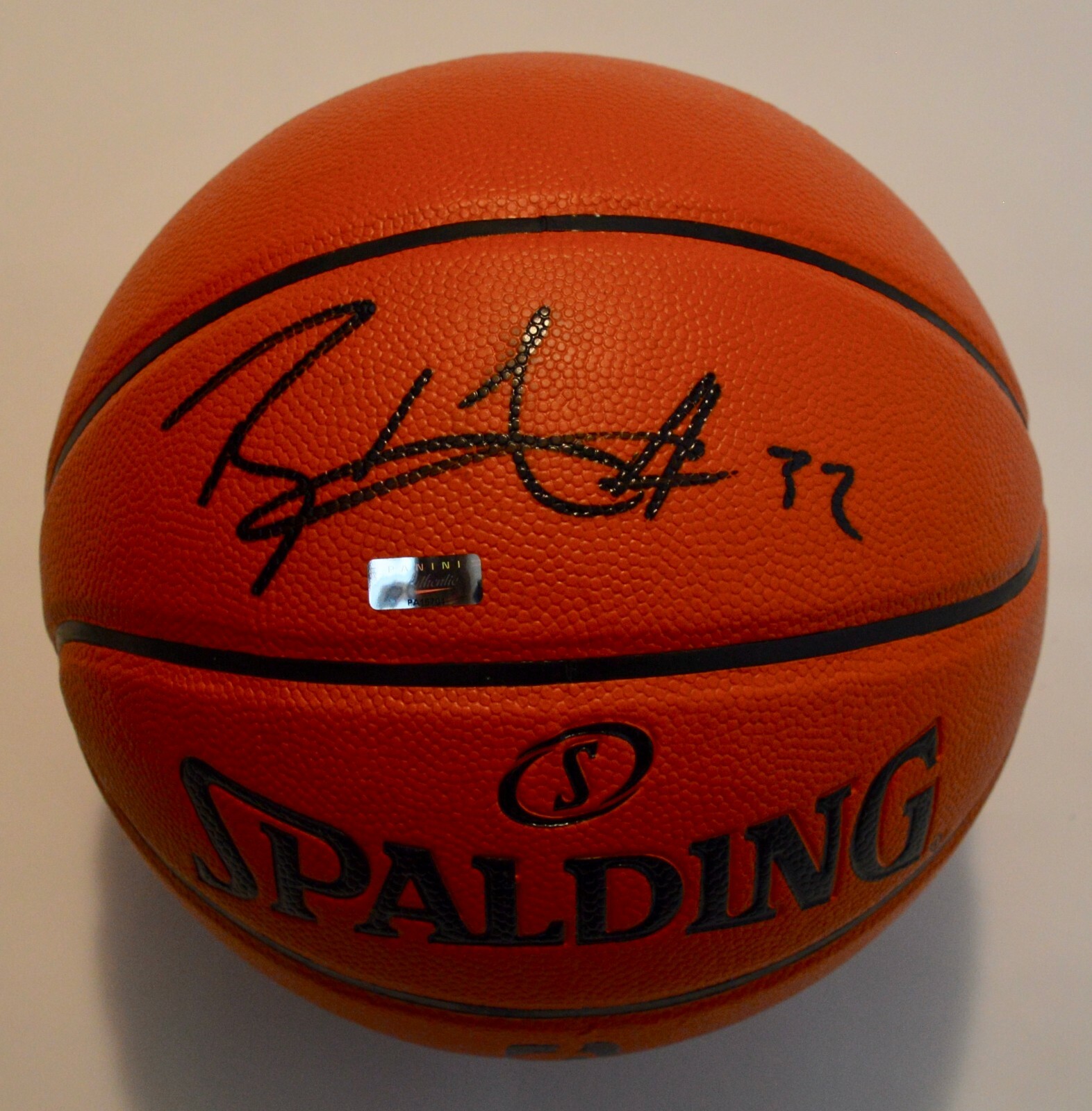 Bola de Basquete Spalding NBA Preta e Amarela - FutFanatics