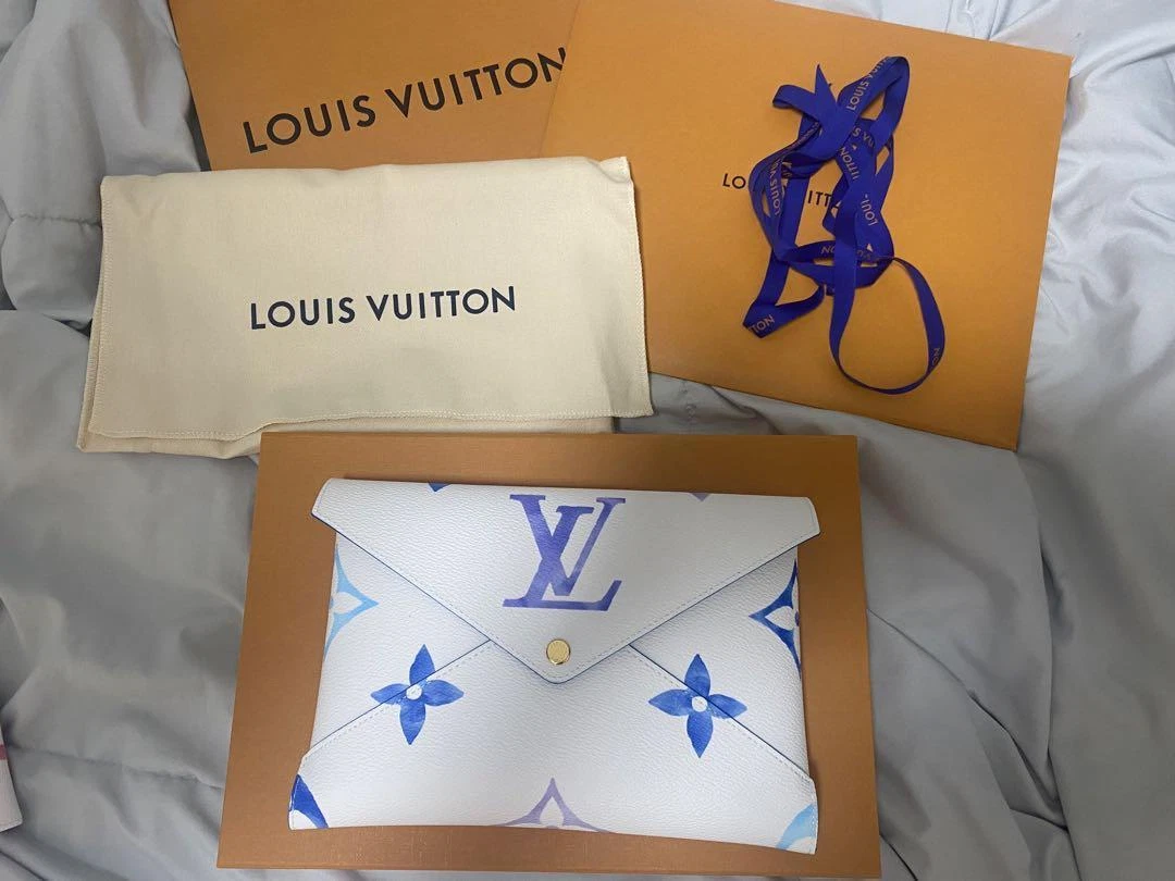 louis vuitton by the pool kirigami