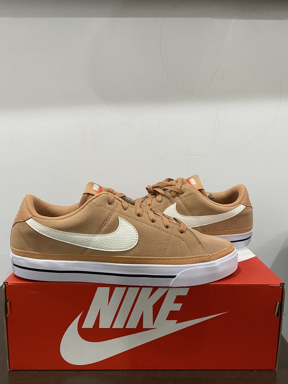 Nike Court Legacy Suede Sneakers Cognac 