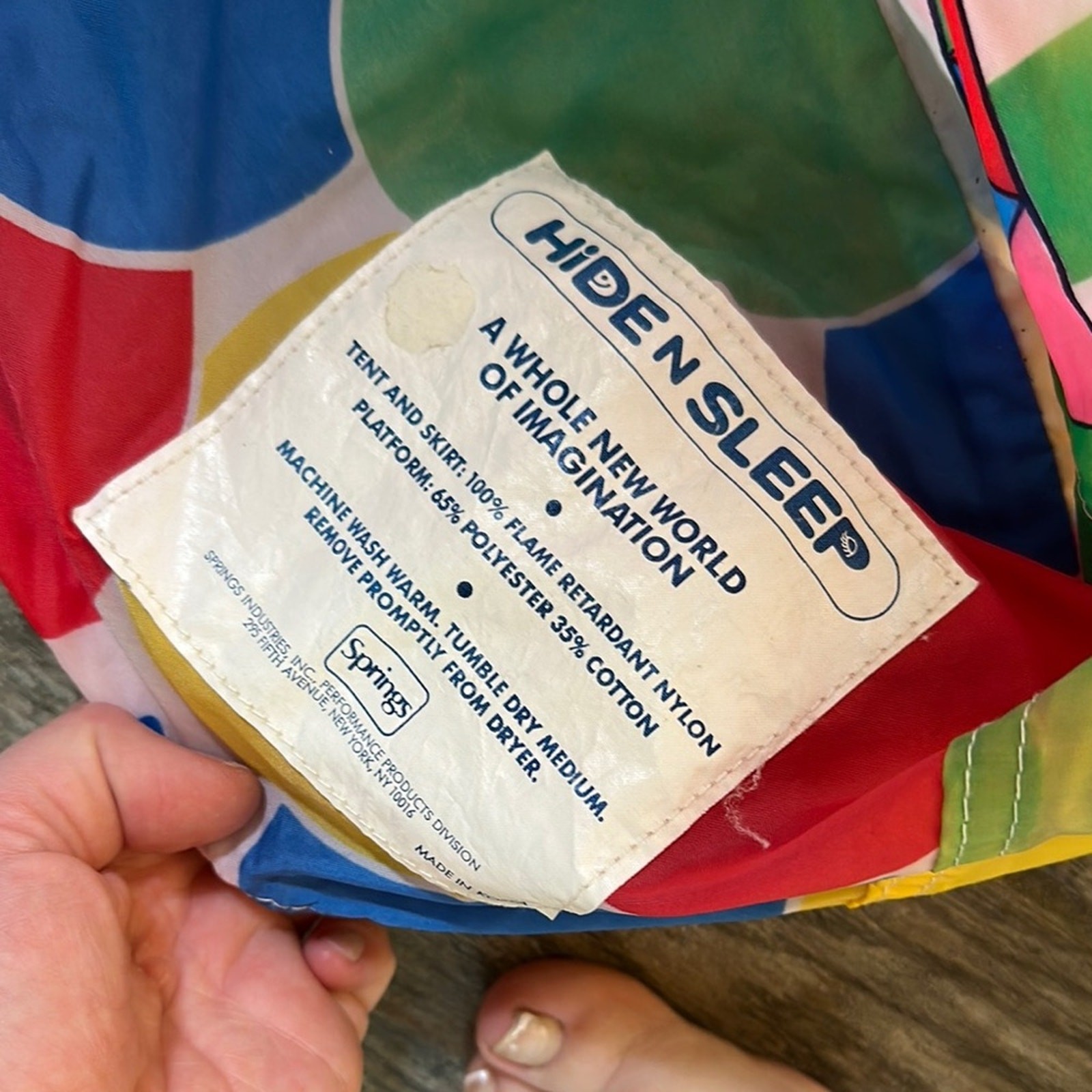 VINTAGE cabbage patch boll Colorful Circus bed Tent 1985