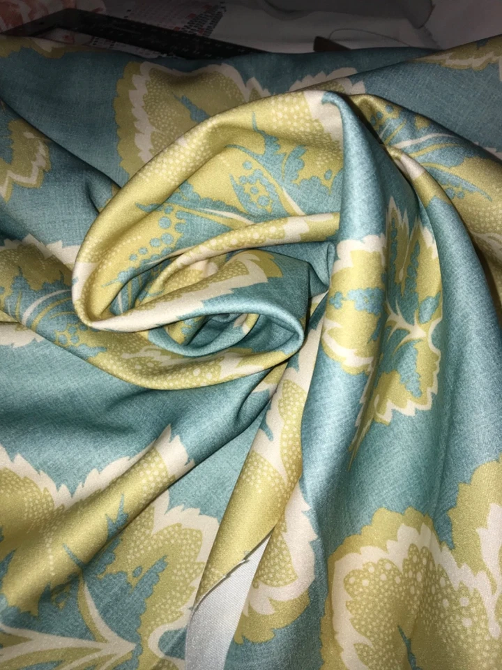 7m of sateen cotton duck egg blue and green leaf fabric - Image 3 of 4