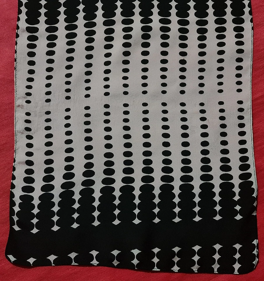 BUFANDA CABALLERO ITALIA VINTAGE AUTÉNTICA LUNARES NEGRO BLANCO SEDA LARGA HOMBRE Foto 2 de 3