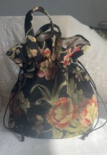 Artisan Vintage Tapestry Drawstring Handbag With Floral Pattern