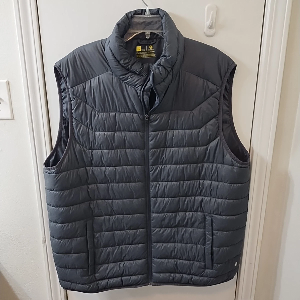 Xersion Puffer Vest Men's Size XL Gray Mint Condition