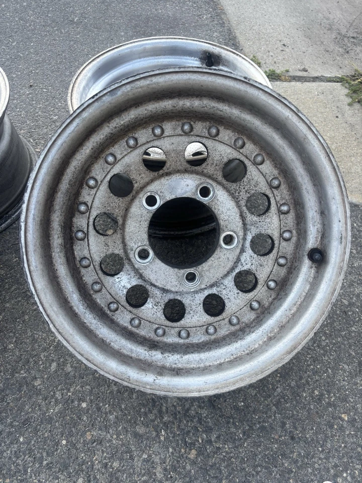 Set Of Four 15x8 American Racing Outlaw II Aluminum Wheels - Image 4 of 4