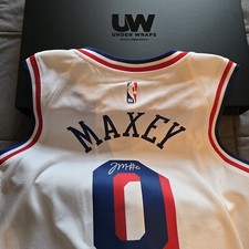 Tyrese Maxi Autographed Jersey,  2024 Fanatics Under Wraps Mystery Box.