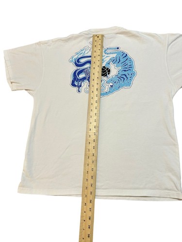 The Nike Tee Chinese Dragon Vs Tiger T-shirt Size Medium White Blue Short Sleeve - Picture 7 of 10