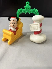 Vintage Disney Minnie Mouse Santa Sleigh Nestlé Christmas Toy with North Pole