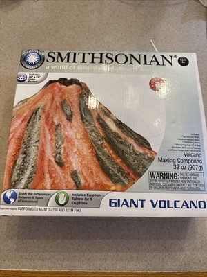 Smithsonian Glow in the Dark Giant Volcano Build & Erupt 14'' Volcano Kit