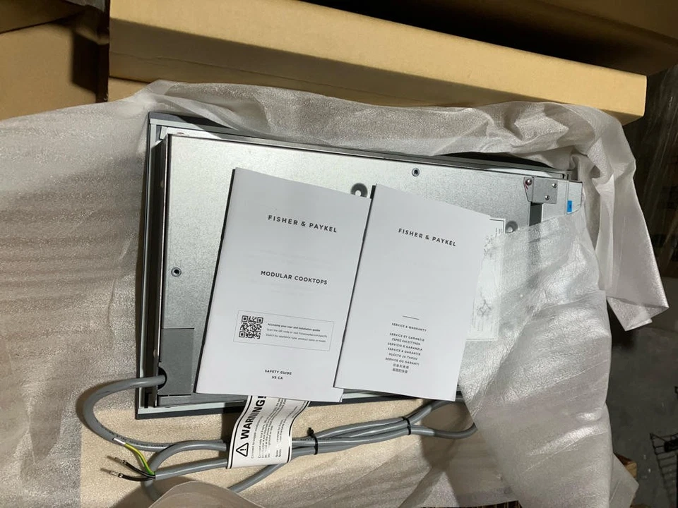 Fisher and Paykel CI122DB1 Series 11 12 pulgadas de ancho 2 quemadores placa de inducción Foto 2 de 2