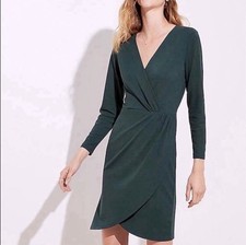 LOFT Hunter Green Long Sleeve Wrap Dress Size 8 Work Wear Career Wear Elegant