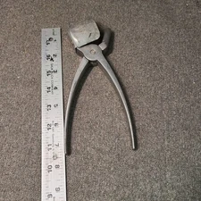 Texan Model The YORK Aluminum Nut Sheller San Angelo TX Pecan Cracker USA